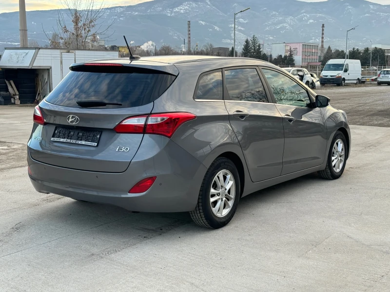 Hyundai I30 1.6CRDI 136к.с , снимка 4 - Автомобили и джипове - 48829908