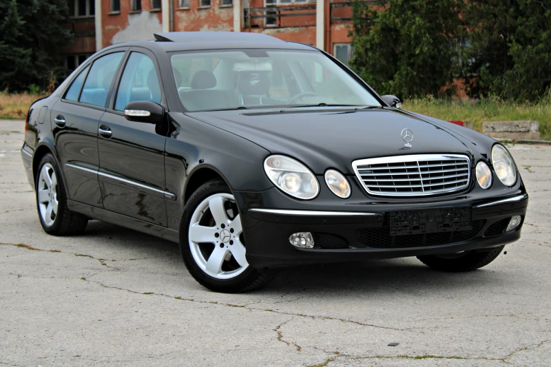 Mercedes-Benz E 320 Full Екстри Швейцария, снимка 3 - Автомобили и джипове - 49432848