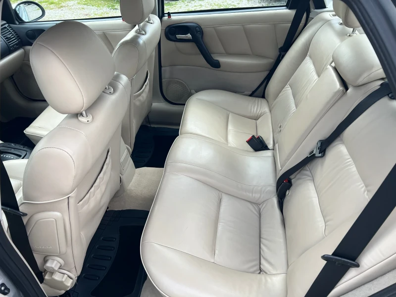 Opel Vectra B2.5* V6* 100* ШВЕЙЦАРИЯ* АВТОМАТИК* КОЖА* , снимка 9 - Автомобили и джипове - 49939560
