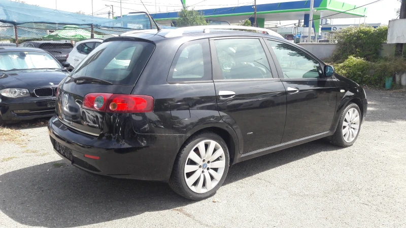 Fiat Croma 1.8i Gaz-benzin, снимка 5 - Автомобили и джипове - 51487246