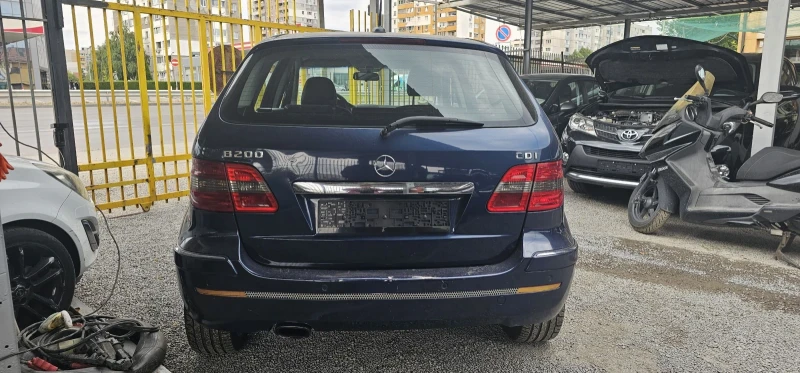 Mercedes-Benz B 200 140h.p 2006 КОЖЕН САЛОН АВТОМАТИК , снимка 14 - Автомобили и джипове - 51523345