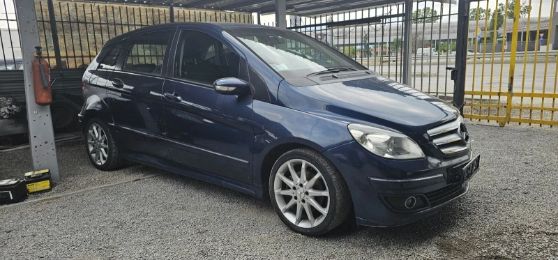 Mercedes-Benz B 200 140h.p 2006 КОЖЕН САЛОН АВТОМАТИК , снимка 4 - Автомобили и джипове - 51523345
