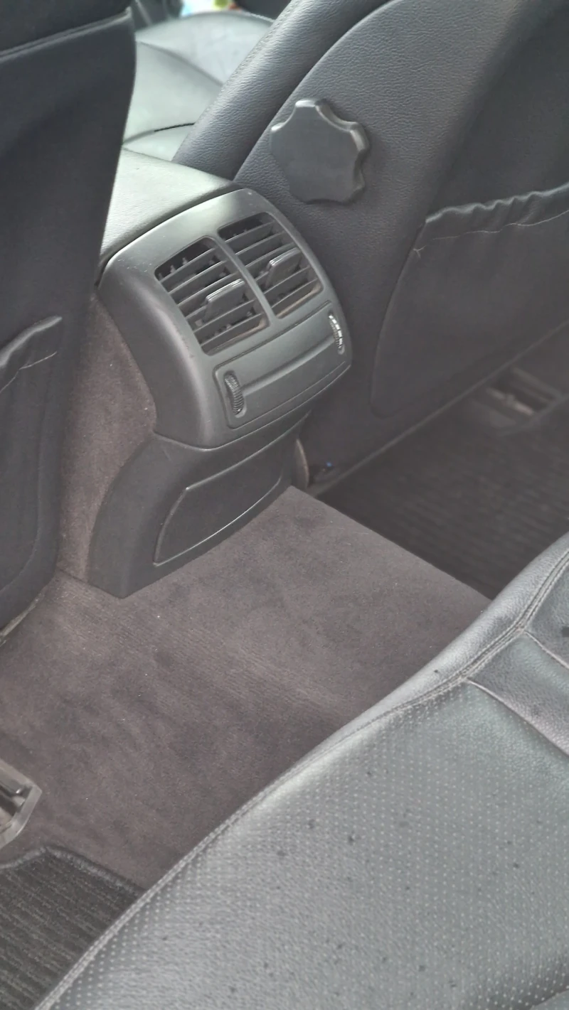 Mercedes-Benz E 200 Kompressor, снимка 10 - Автомобили и джипове - 52673419