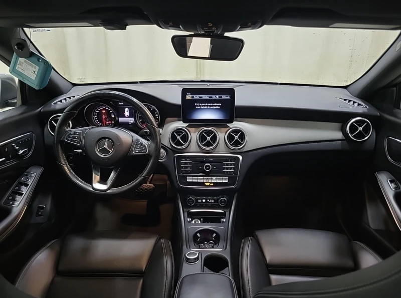 Mercedes-Benz CLA 250 2018 Mercedes-Benz CLA CLA 250, снимка 8 - Автомобили и джипове - 53246851