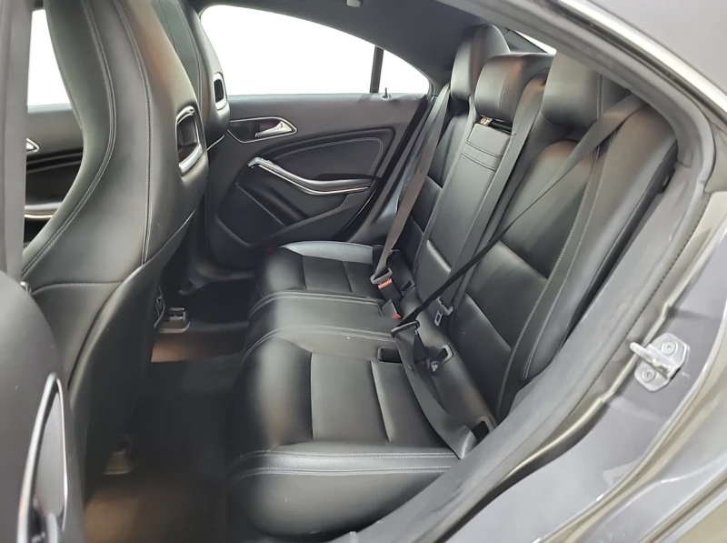 Mercedes-Benz CLA 250 2018 Mercedes-Benz CLA CLA 250, снимка 11 - Автомобили и джипове - 53246851