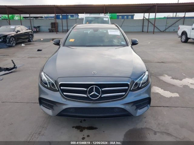 Mercedes-Benz E 400 4MATIC, снимка 9 - Автомобили и джипове - 48471147