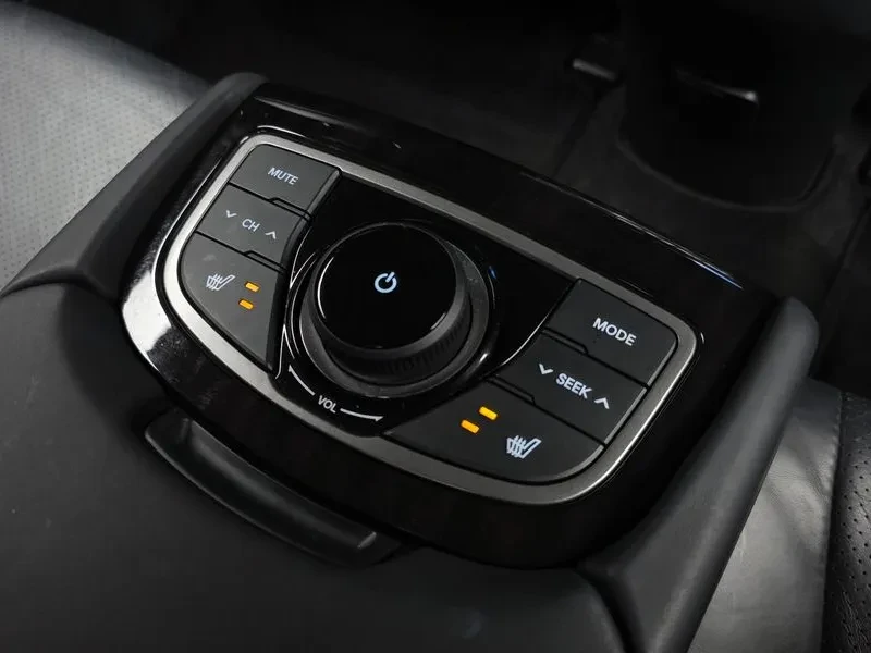 Hyundai Grandeur Hg300 Premium, снимка 17 - Автомобили и джипове - 53777571