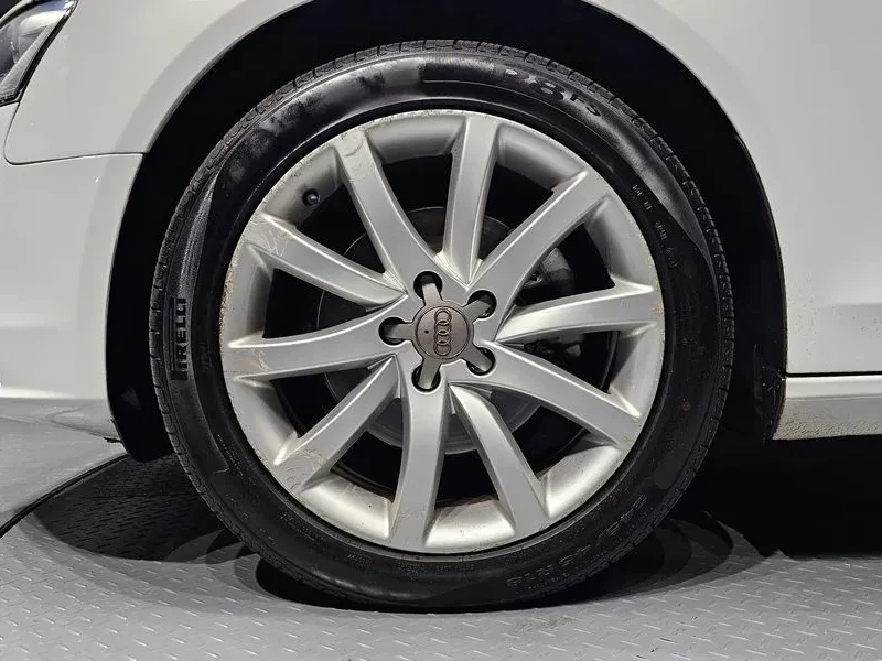 Audi A4 2.0 TDI Quattro, снимка 5 - Автомобили и джипове - 54550858