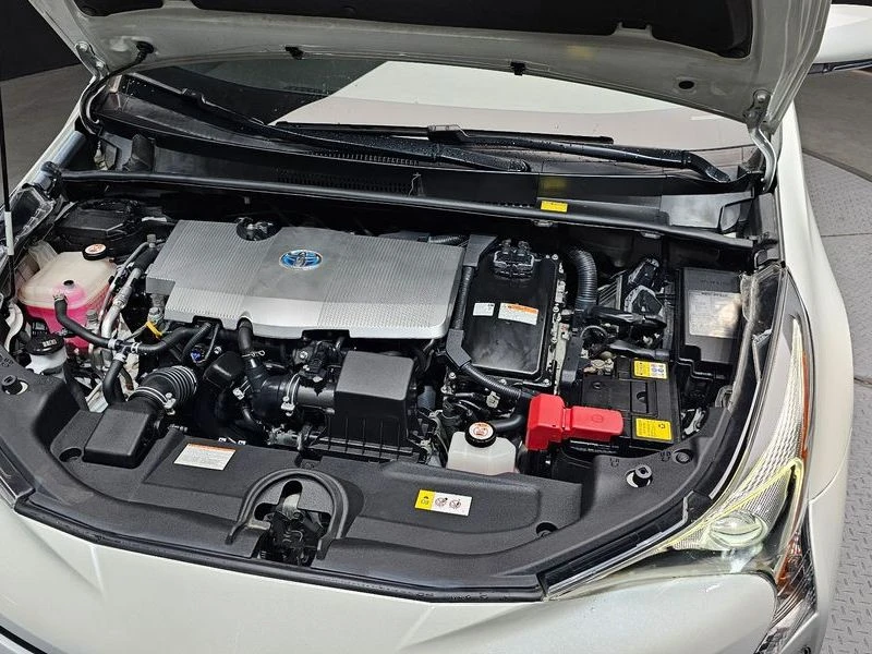 Toyota Prius 1.8 E| 121к.с.| ВКЛ.ТЕХНОТЕСТ, снимка 6 - Автомобили и джипове - 55622342