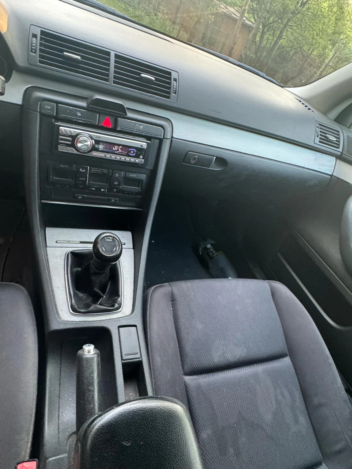 Audi A4 1.9 131кс - изображение 7
