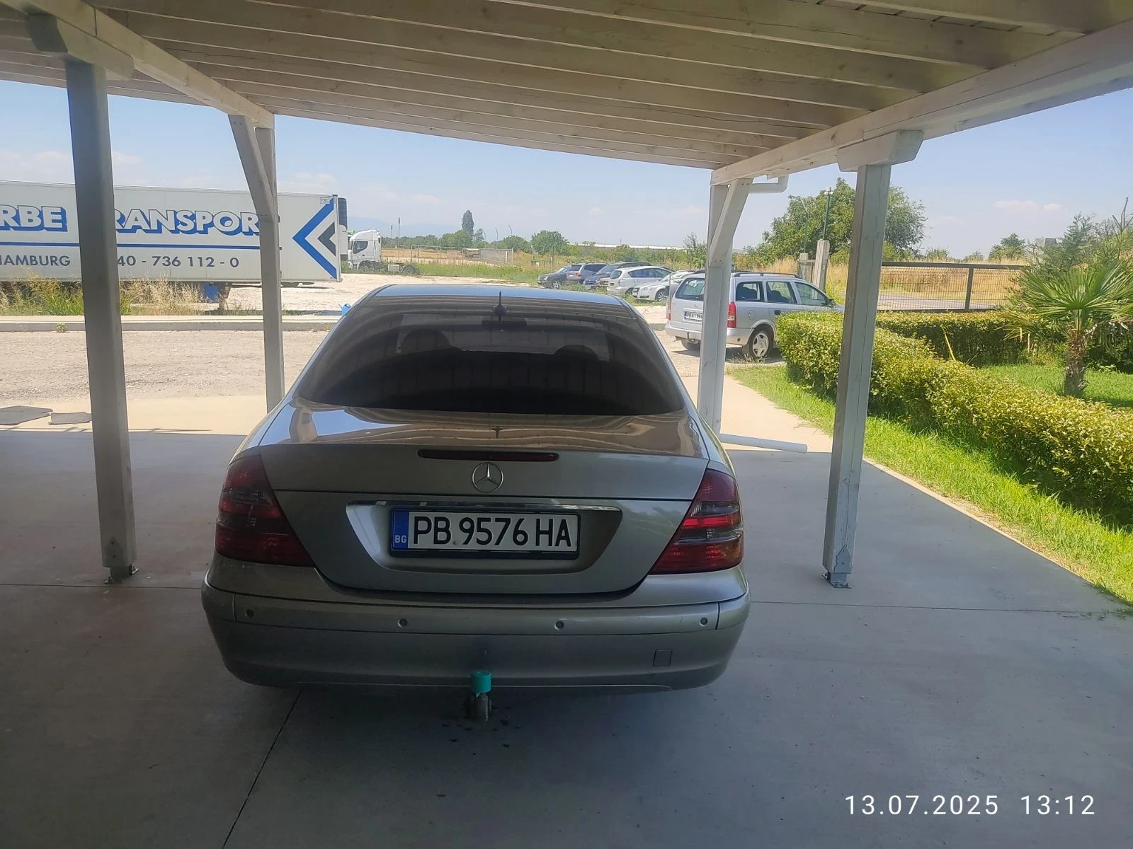 Mercedes-Benz E 220  - изображение 2