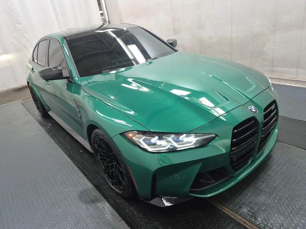 BMW M3 * SEDAN * CARFAX * БЕЗ ПЪРВОНАЧАЛНА ВНОСКА - изображение 2