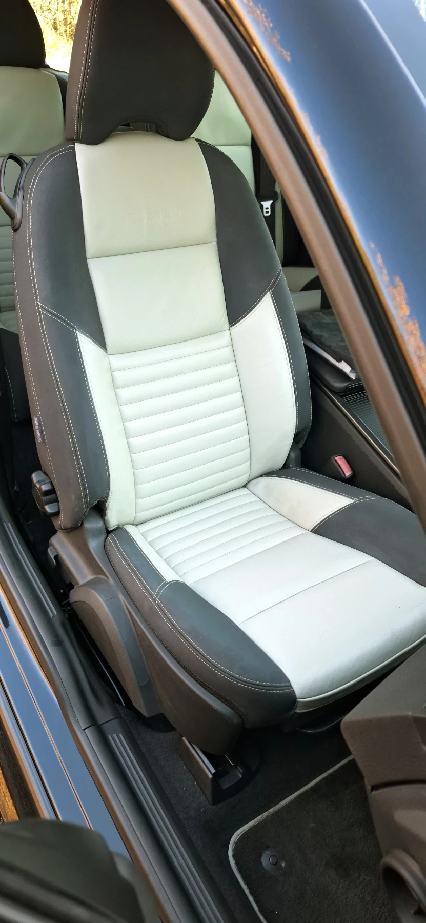 Volvo C30 T5 R-desigh | Mobile.bg � ����������� 8