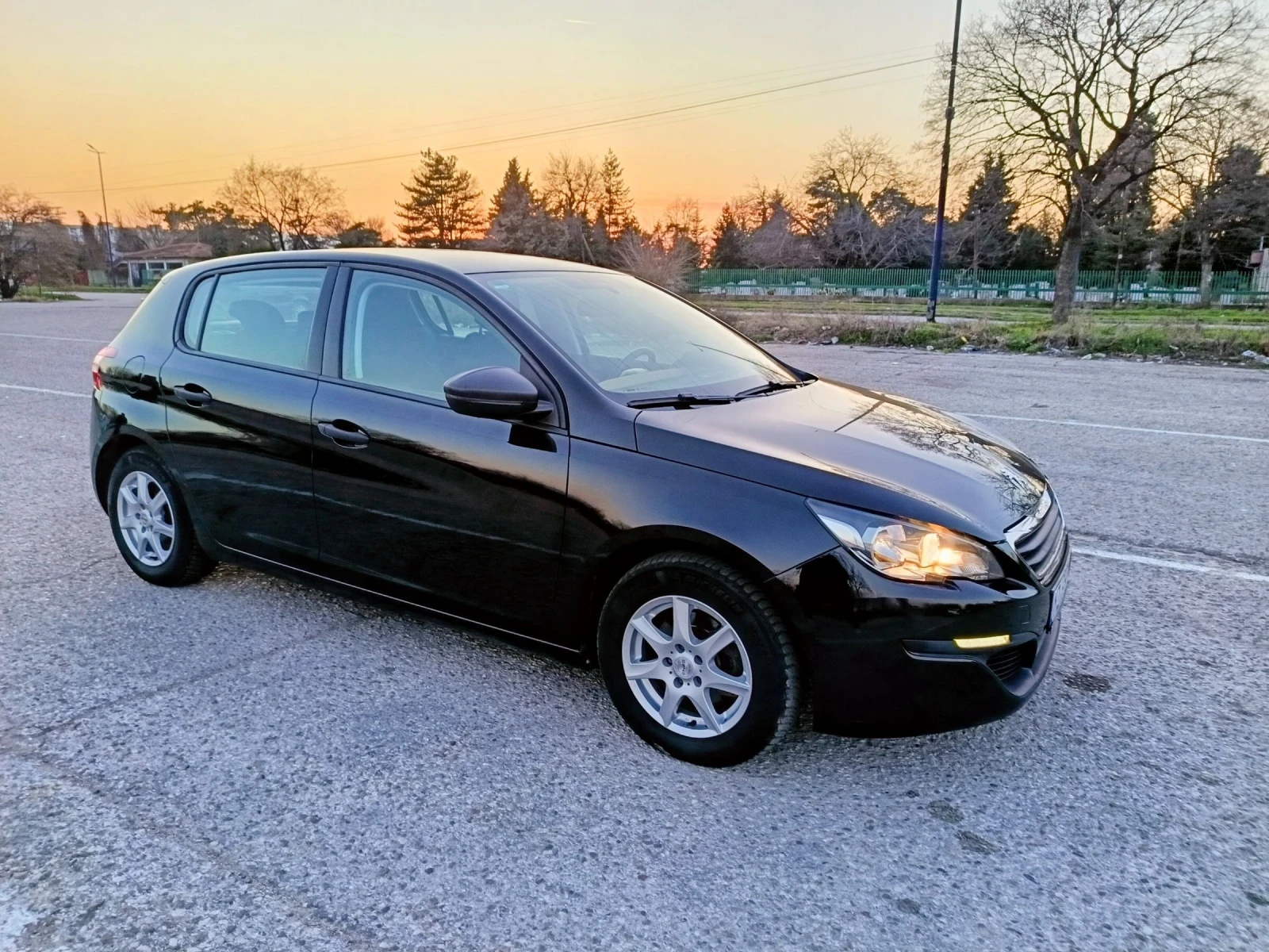 Peugeot 308 1.6.125 кс, снимка 4 - Автомобили и джипове - 53739851