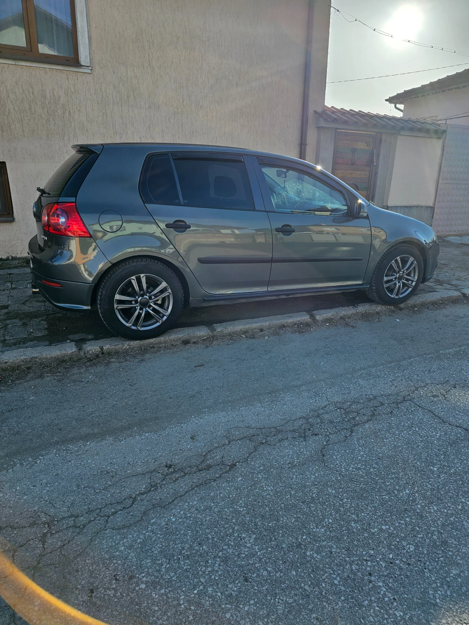 VW Golf, снимка 5 - Автомобили и джипове - 53861252