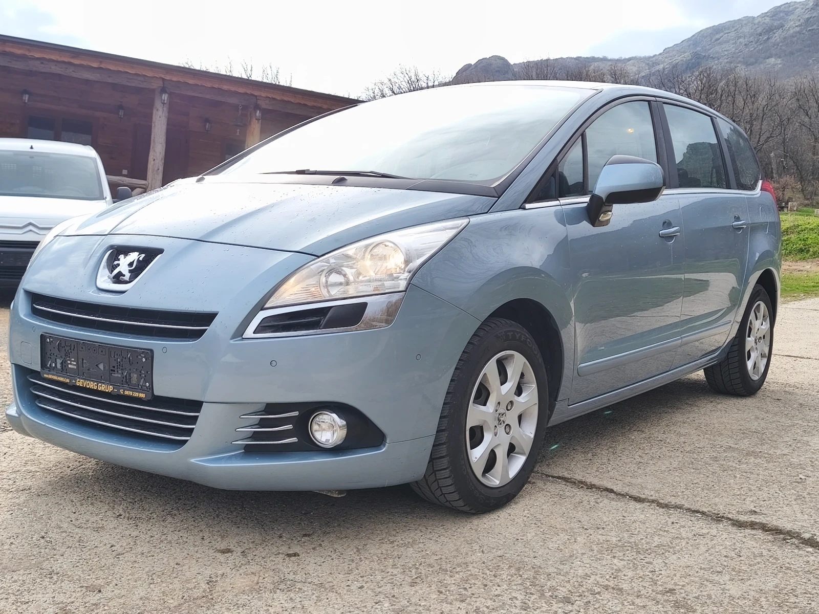 Peugeot 5008 1.6 VTI TOP, снимка 2 - Автомобили и джипове - 53904458