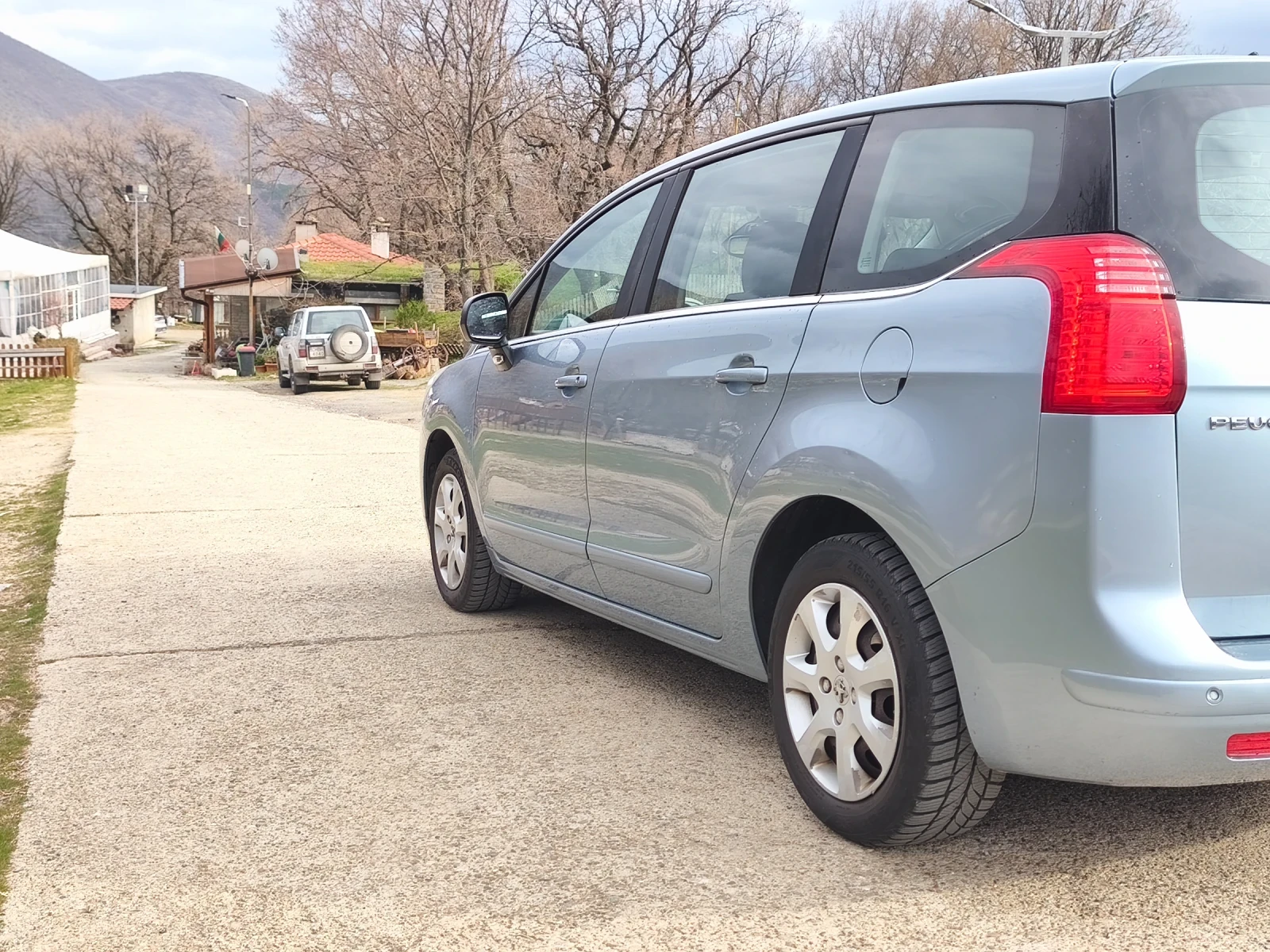 Peugeot 5008 1.6 VTI TOP, снимка 5 - Автомобили и джипове - 53904458