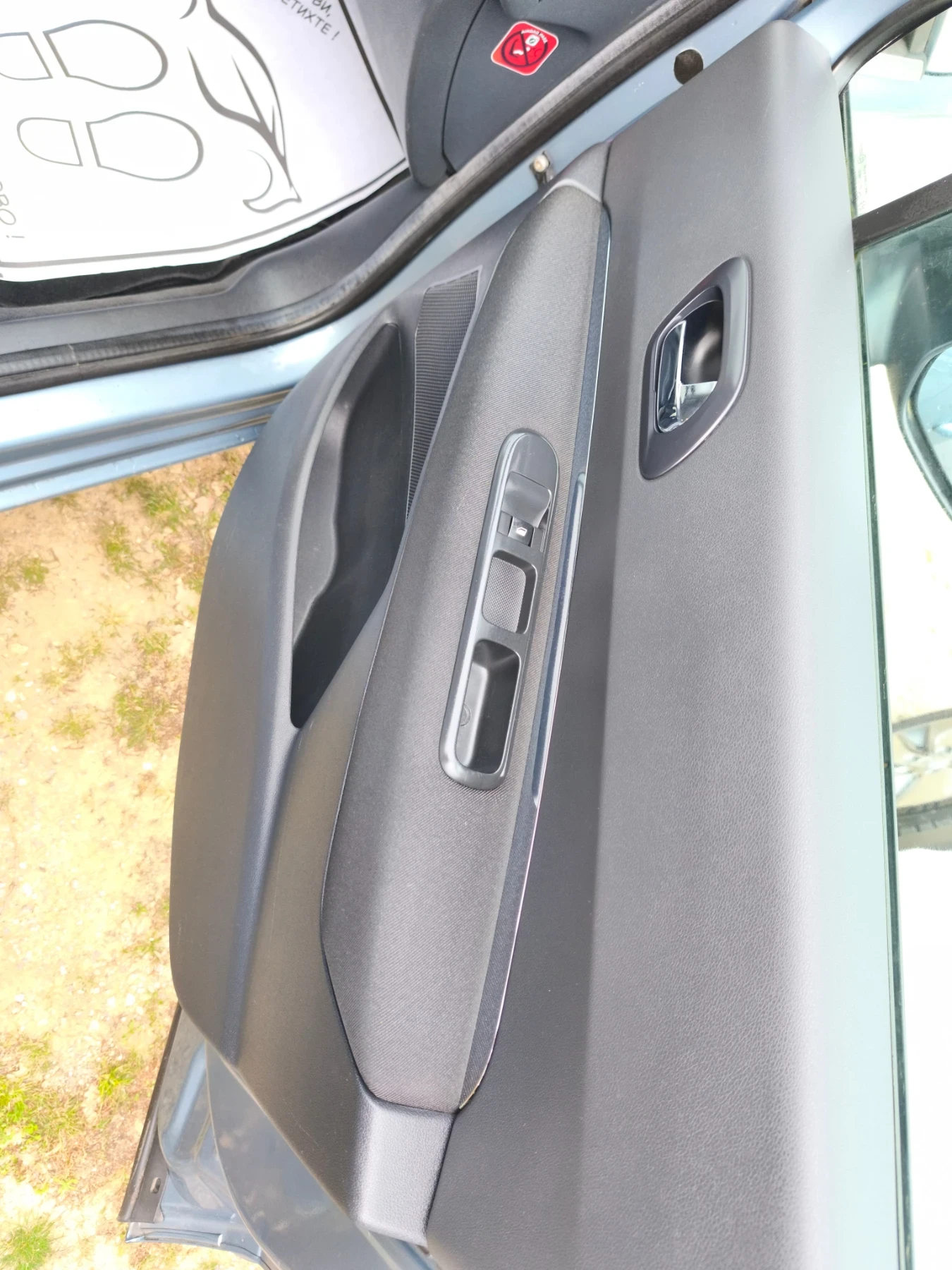 Peugeot 5008 1.6 VTI TOP, снимка 13 - Автомобили и джипове - 53904458