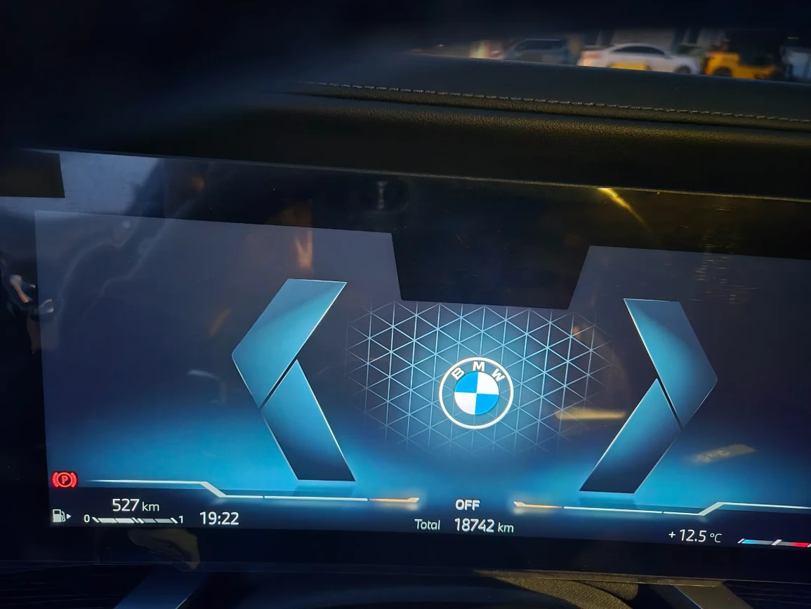 BMW 740 M SPORT, снимка 5 - Автомобили и джипове - 54399275