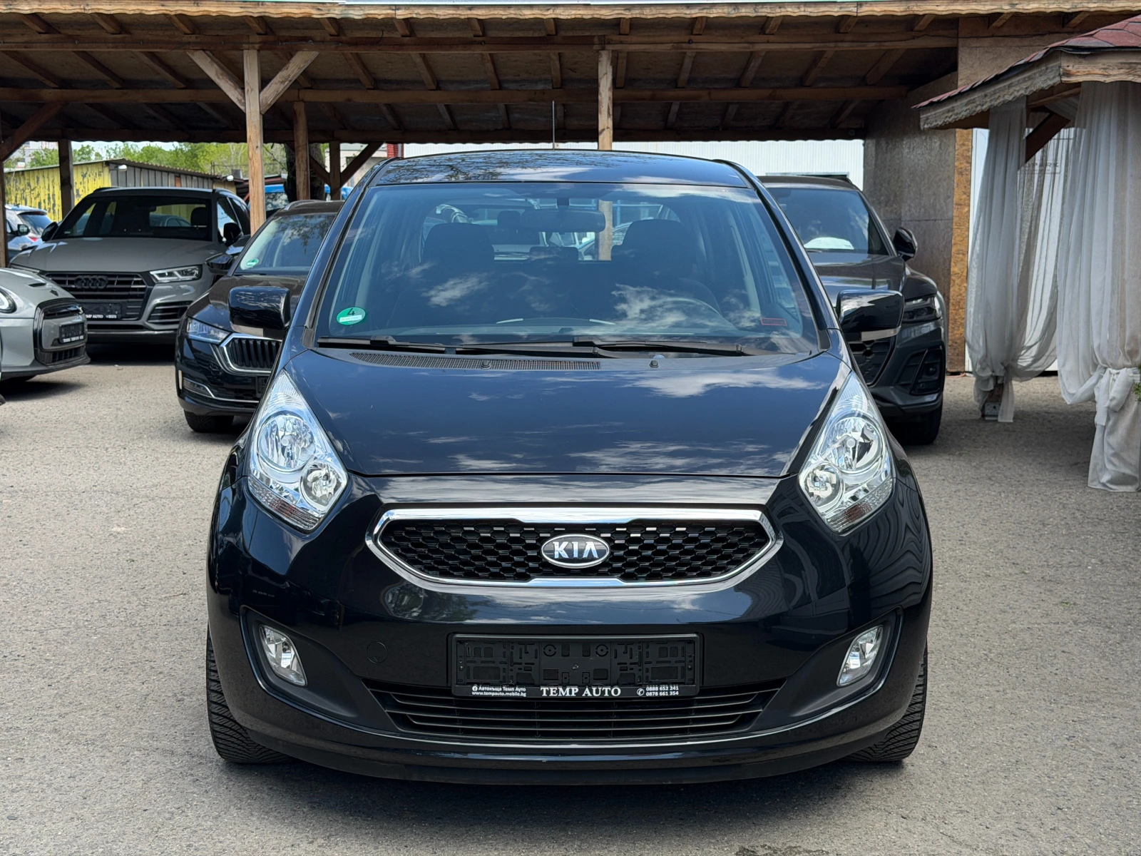 Kia Venga 1.6i* 125кс* СЕРВИЗНА КНИЖКА С ПЪЛНА ИСТОРИЯ В KIA, снимка 2 - Автомобили и джипове - 54427906