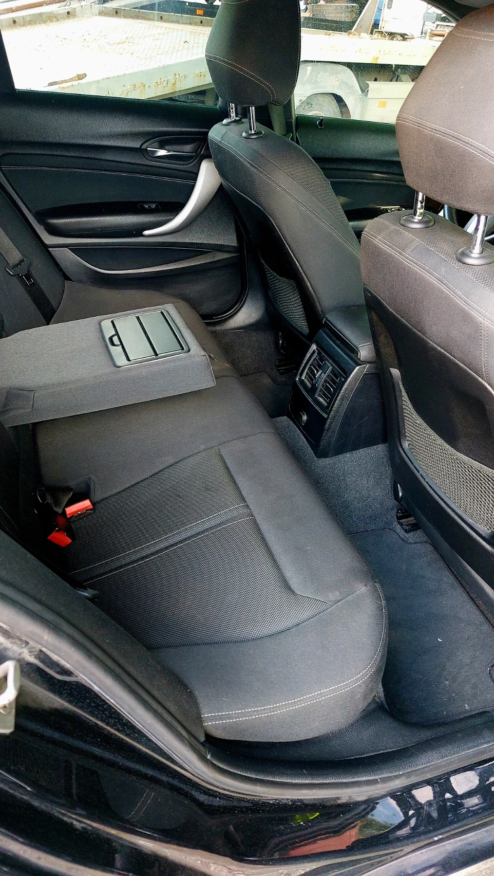 BMW 118 BMW 118I M Paket, снимка 13 - Автомобили и джипове - 55334076