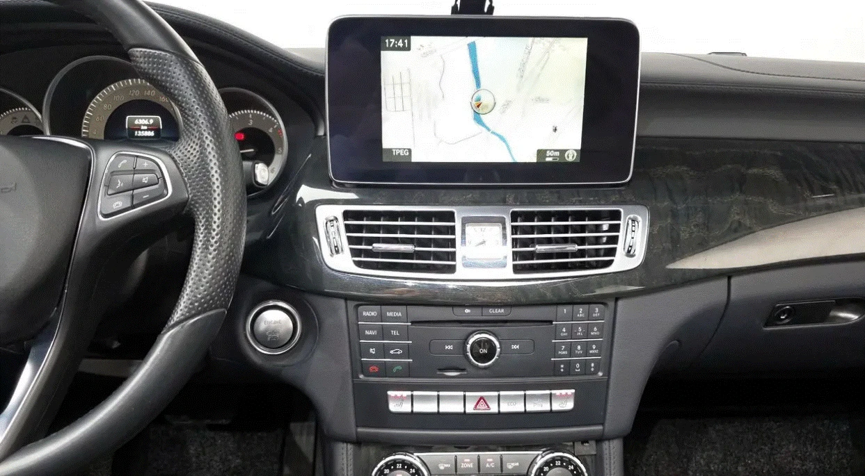 Mercedes-Benz CLS 250 D/4MATIC/360 CAMERA/ПАНОРАМА/БЕЗ ИНЦИДЕНТИ/, снимка 9 - Автомобили и джипове - 55566213