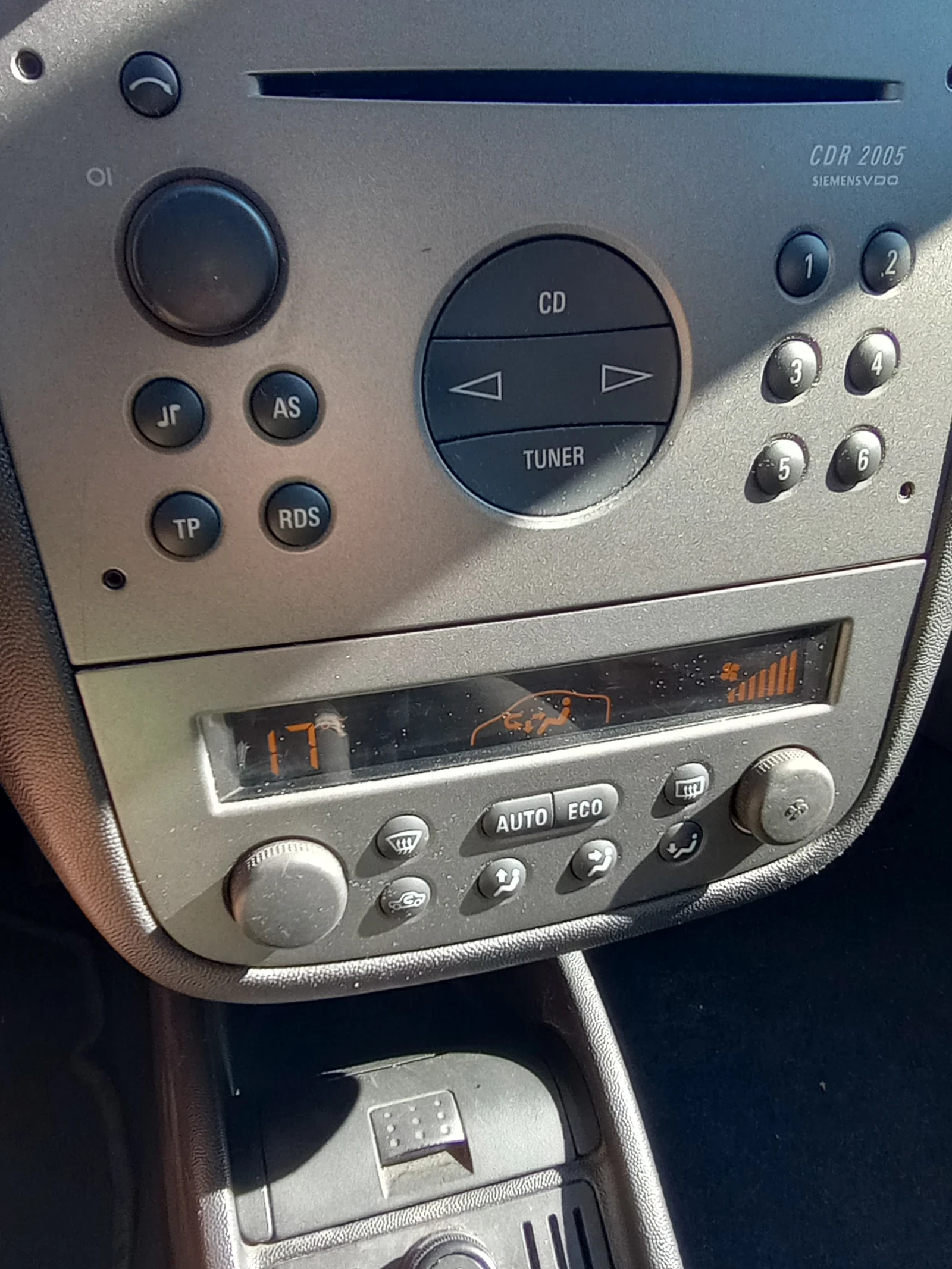 Opel Corsa Бензин, снимка 9 - Автомобили и джипове - 55678634