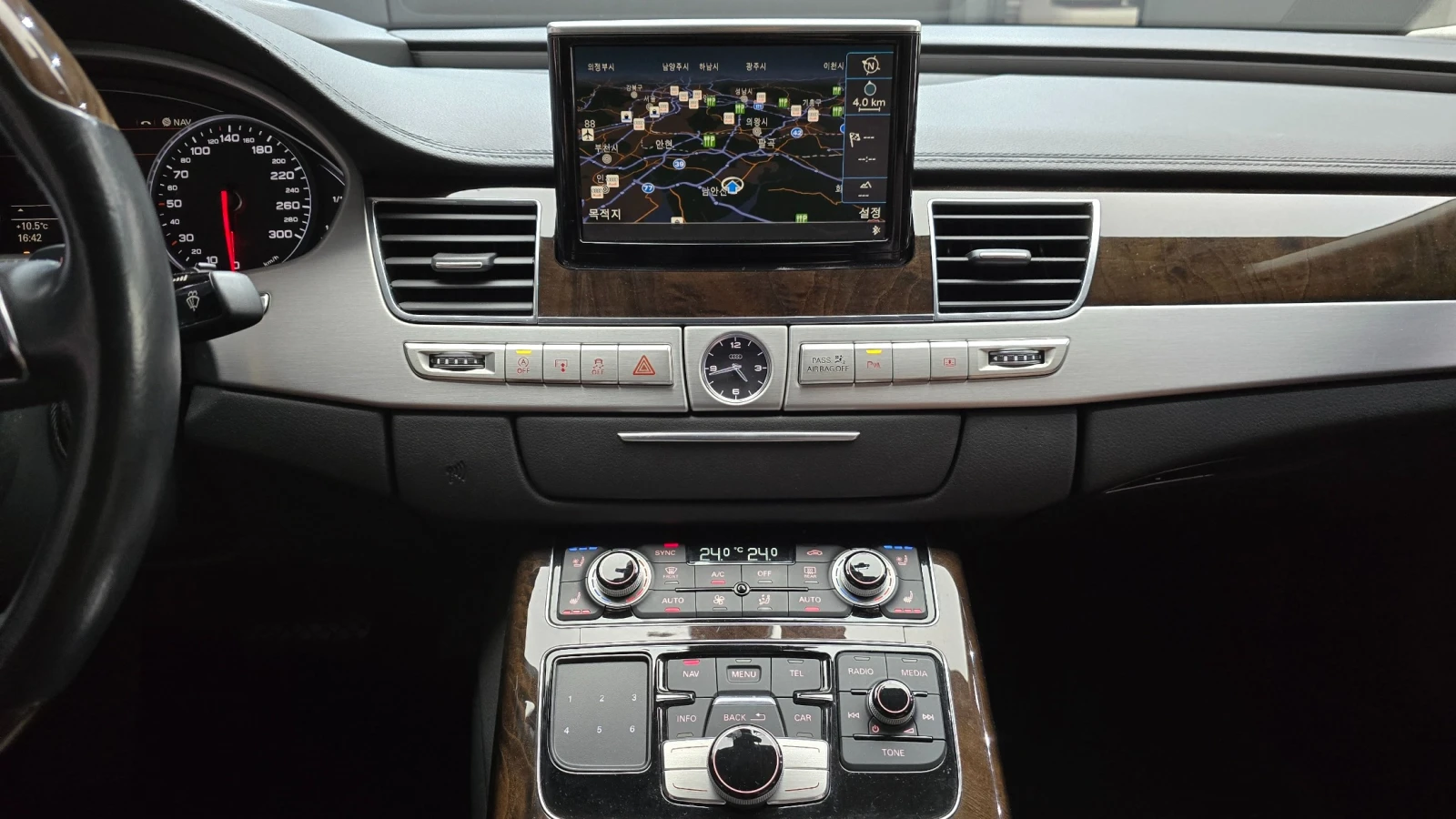 Audi A8 4.2 V8 60TDI Quattro, снимка 13 - Автомобили и джипове - 55787149
