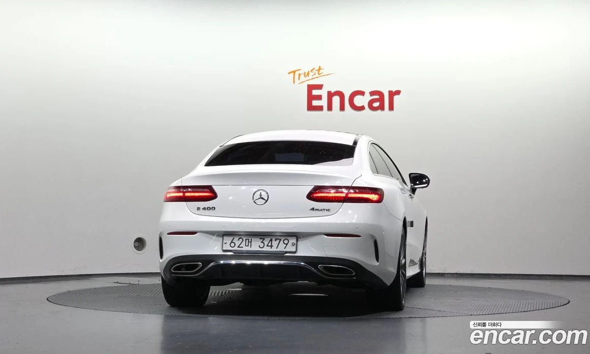 Mercedes-Benz E 400 4MATIC Coupe, снимка 4 - Автомобили и джипове - 55807574