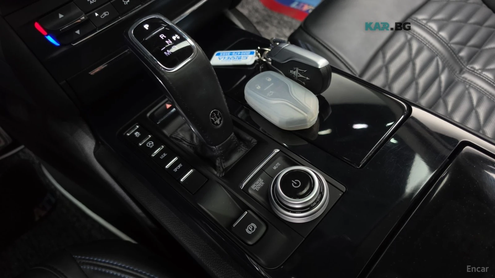 Maserati Ghibli 2.0 GT* 360* КОЖА* ОБДУХ* ПАНО, снимка 8 - Автомобили и джипове - 55930210