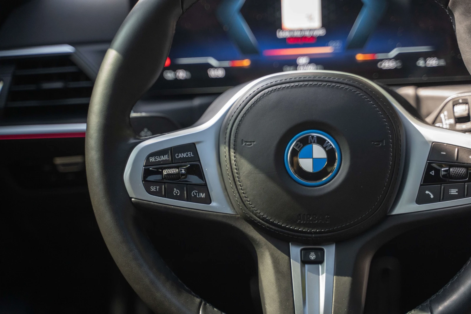 BMW i4 eDrive40| M-�����| HAR/KAR| 360| HUD| ���� ���� | Mobile.bg � ����������� 15