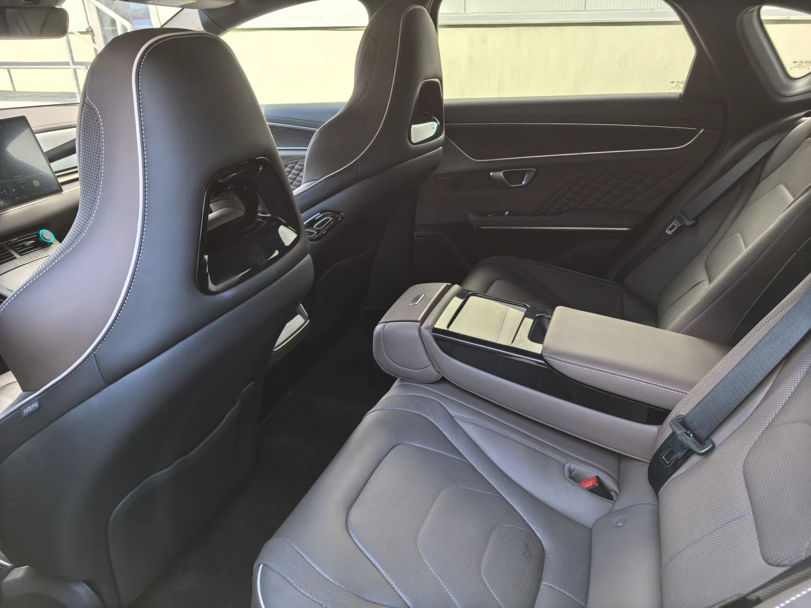 BYD HAN 4x4 Executive 86kw, снимка 8 - Автомобили и джипове - 56440192