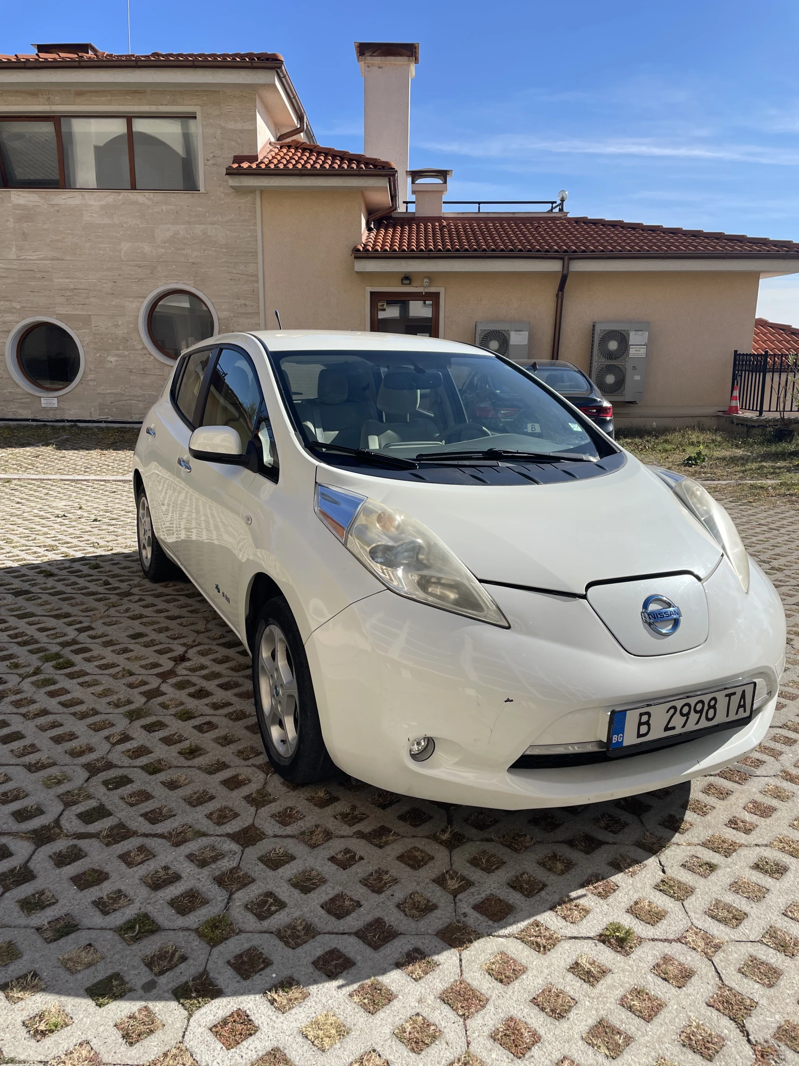 Nissan Leaf  | Mobile.bg � ����������� 2