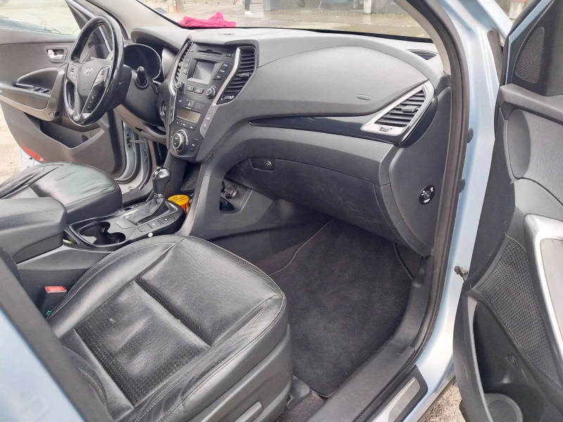 Hyundai Santa fe CRDi, снимка 7 - Автомобили и джипове - 52711244