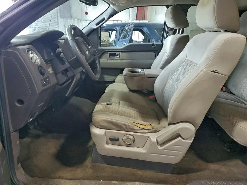 Ford F150 4.6L 8 4x4 w/Rear Wheel Drv, снимка 9 - Автомобили и джипове - 53120769