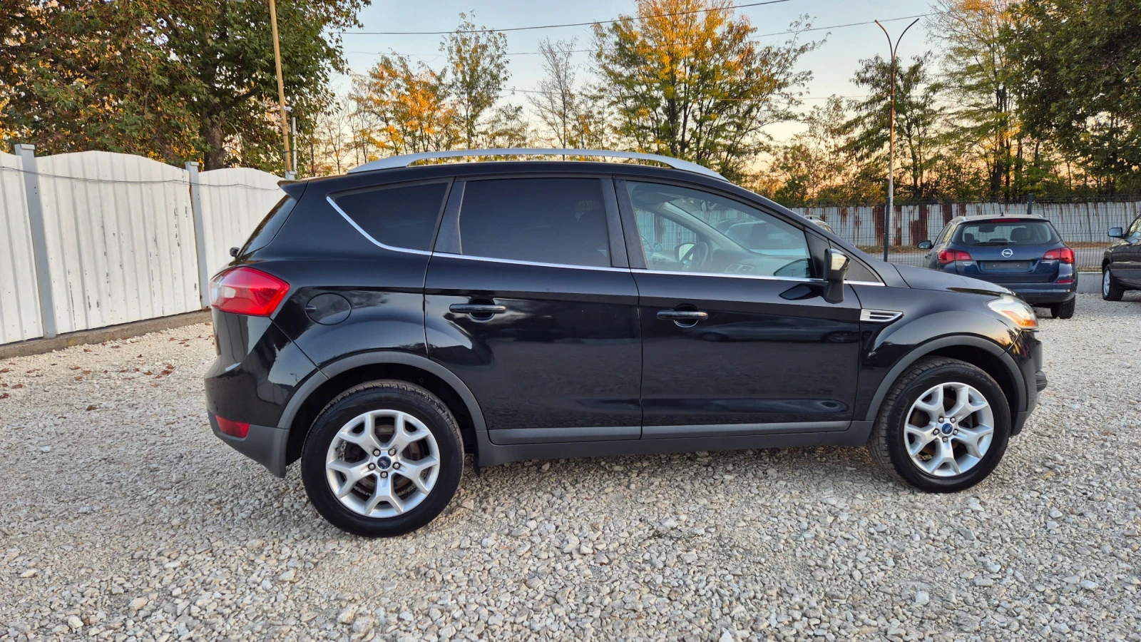 Ford Kuga 2.0 - изображение 6