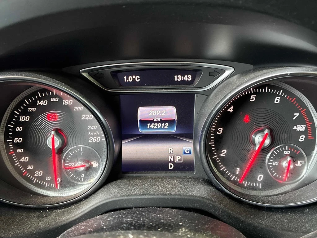 Mercedes-Benz GLA * 250 * CARFAX * ЦЕНА ДО БГ - изображение 9