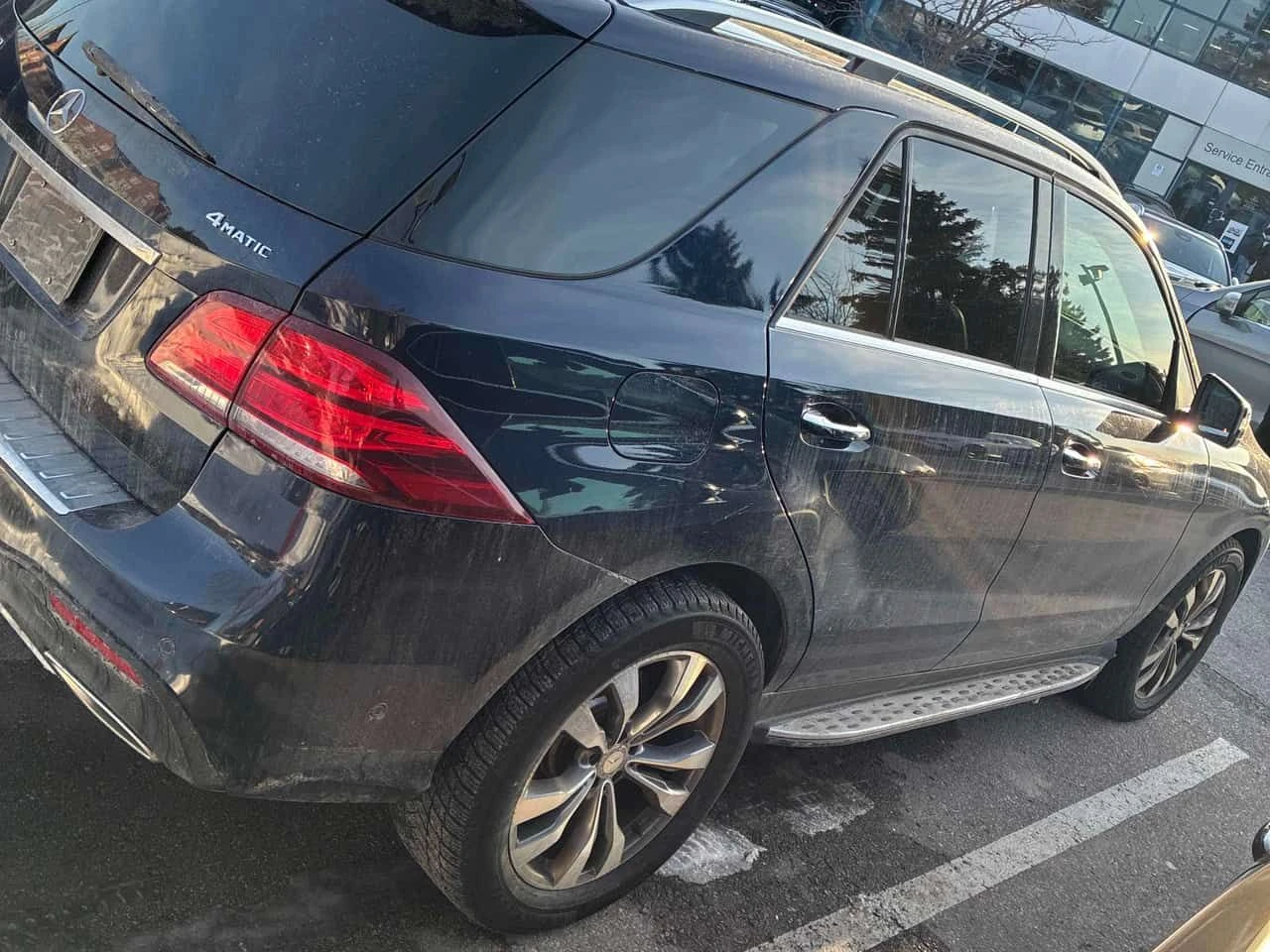 Mercedes-Benz GLE * 400 * PANO* ПОДГРЕВ* KEYLESS* , снимка 3 - Автомобили и джипове - 53764812