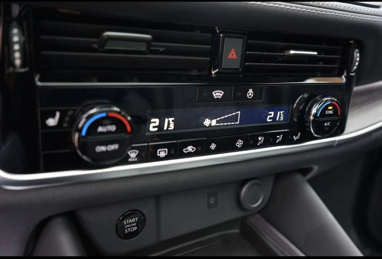 Nissan Qashqai Tekna 360, снимка 8 - Автомобили и джипове - 54032099