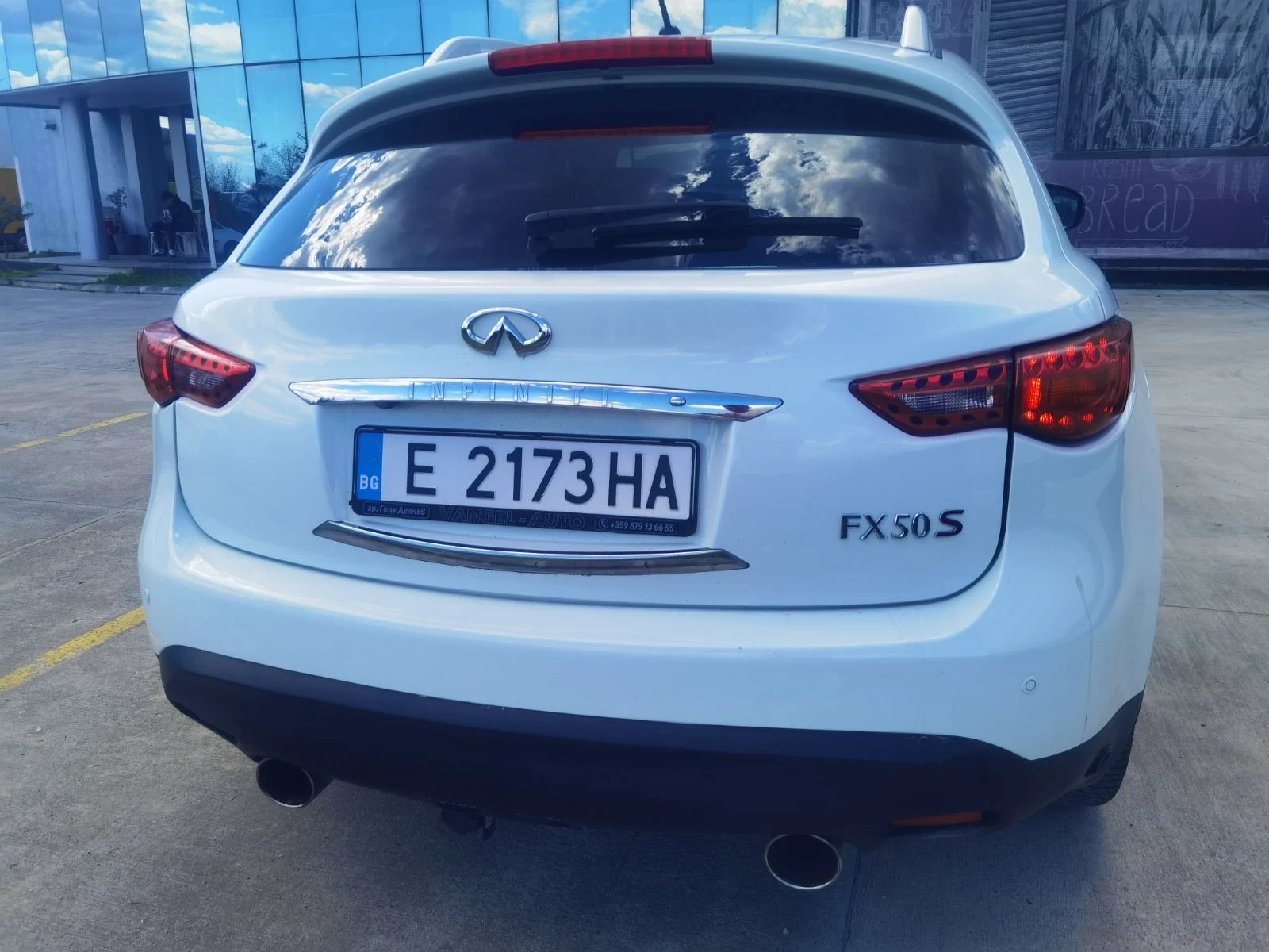 Infiniti Fx 50, снимка 3 - Автомобили и джипове - 54145867