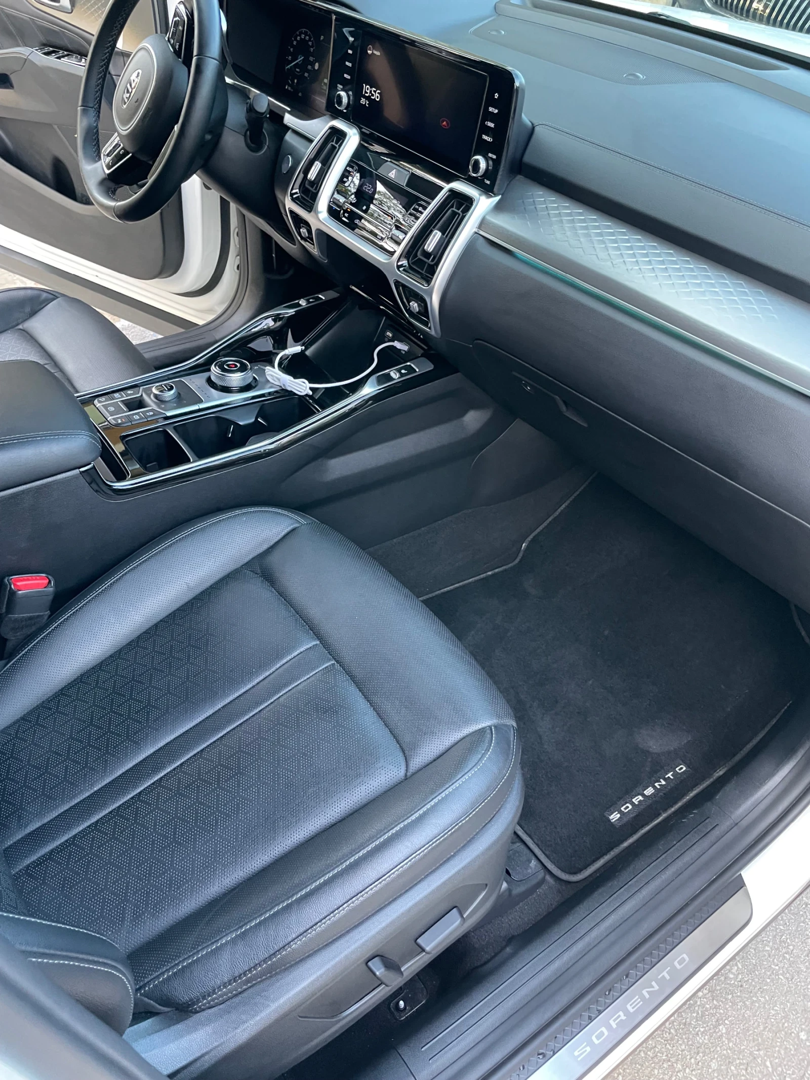 Kia Sorento Executive AWD, снимка 11 - Автомобили и джипове - 54292341