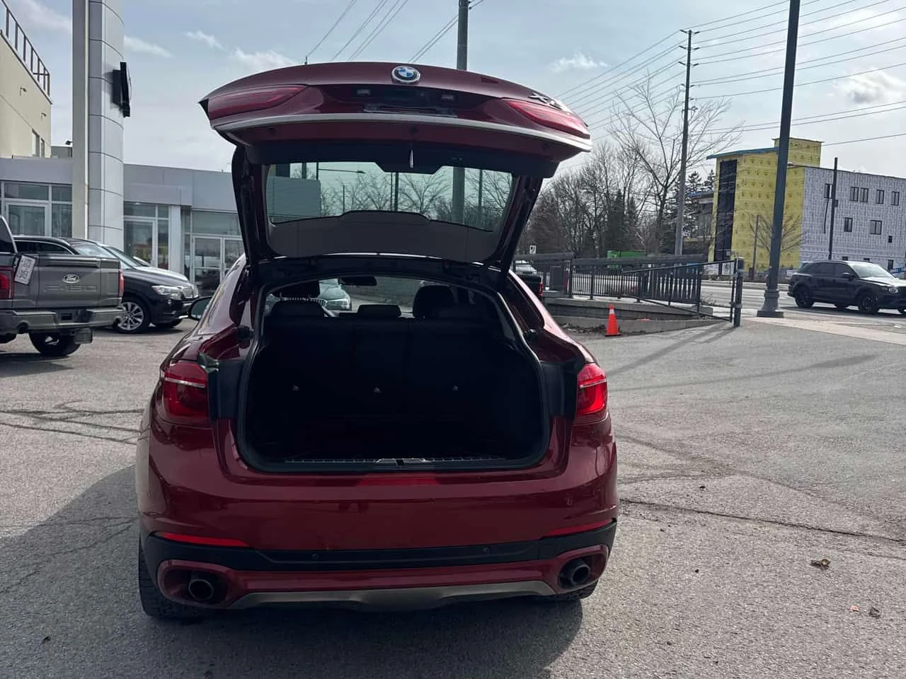 BMW X6 | xDrive35i | CARFAX | HUD | HARMAN KARDON | , снимка 11 - Автомобили и джипове - 54350663