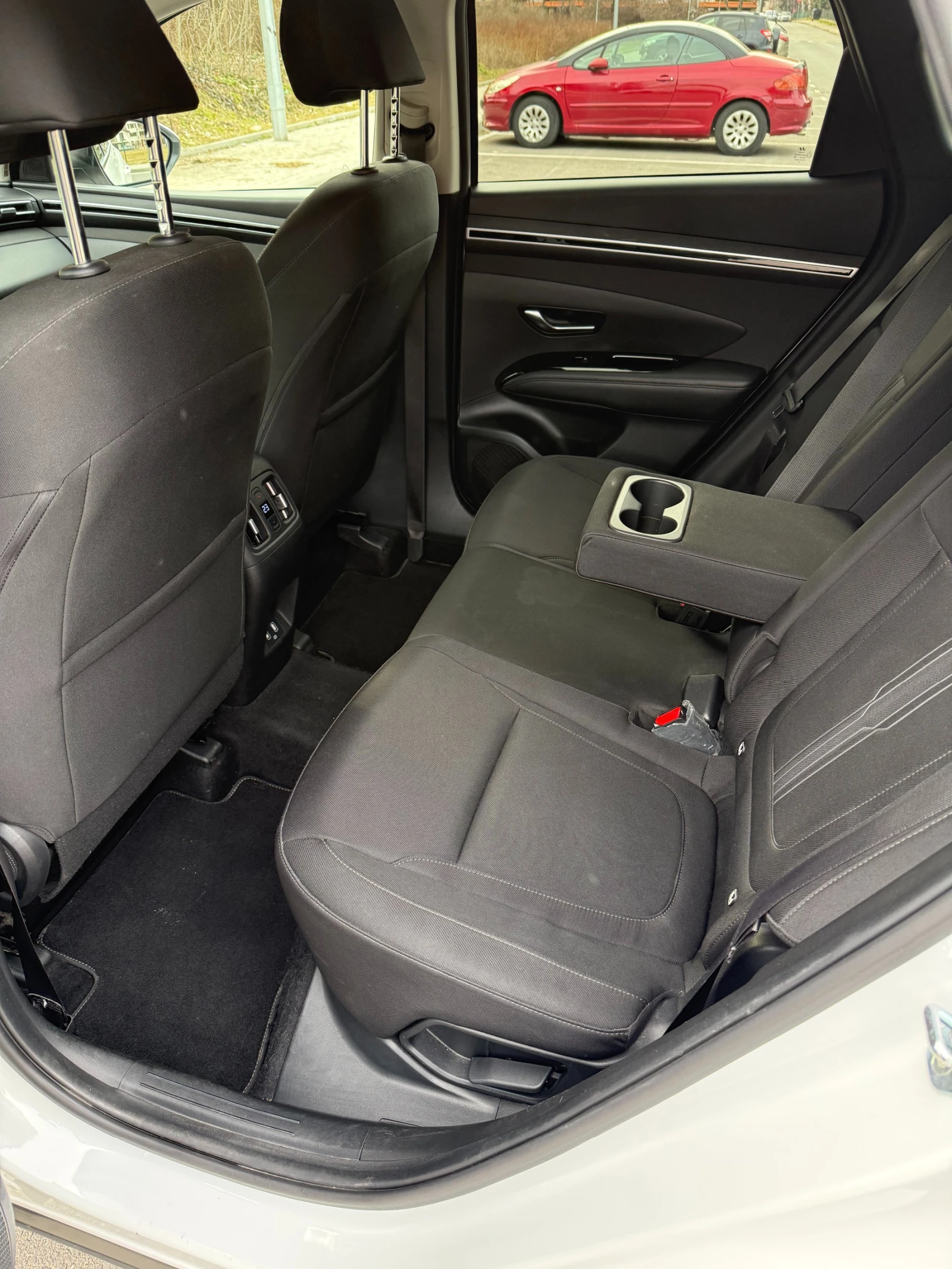 Hyundai Tucson 1.6 HTRAC 48V 4x4, снимка 12 - Автомобили и джипове - 54710821