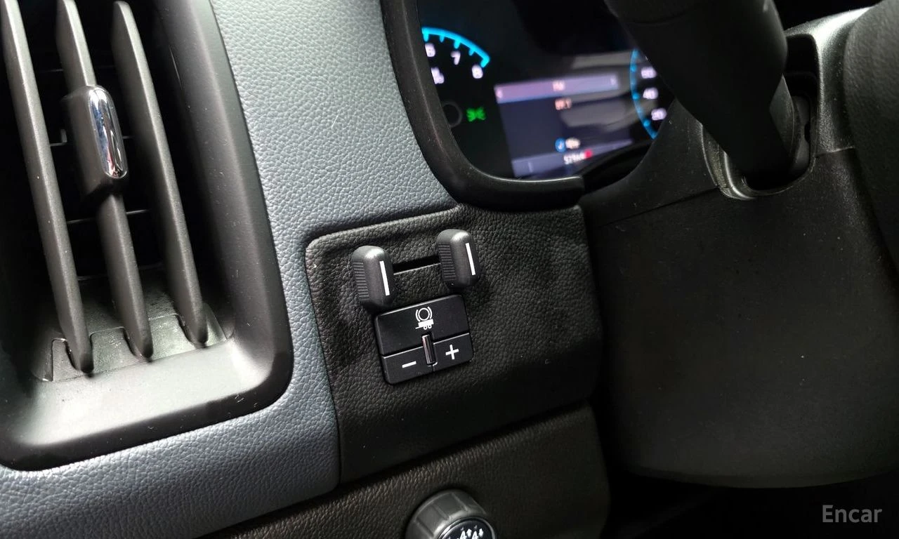 Chevrolet Colorado 3.6* V6 * 4x4 * Automatic, снимка 12 - Автомобили и джипове - 54868803