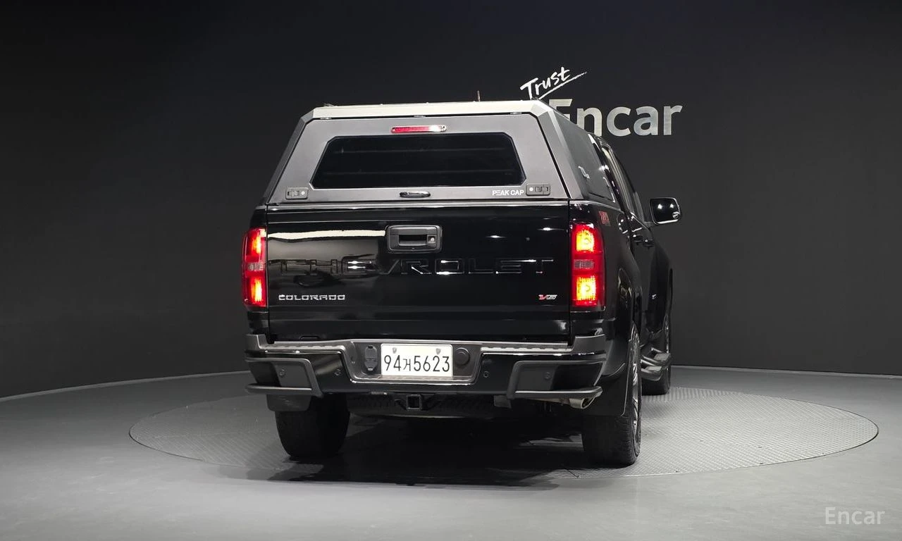 Chevrolet Colorado 3.6* V6 * 4x4 * Automatic, снимка 4 - Автомобили и джипове - 54868803