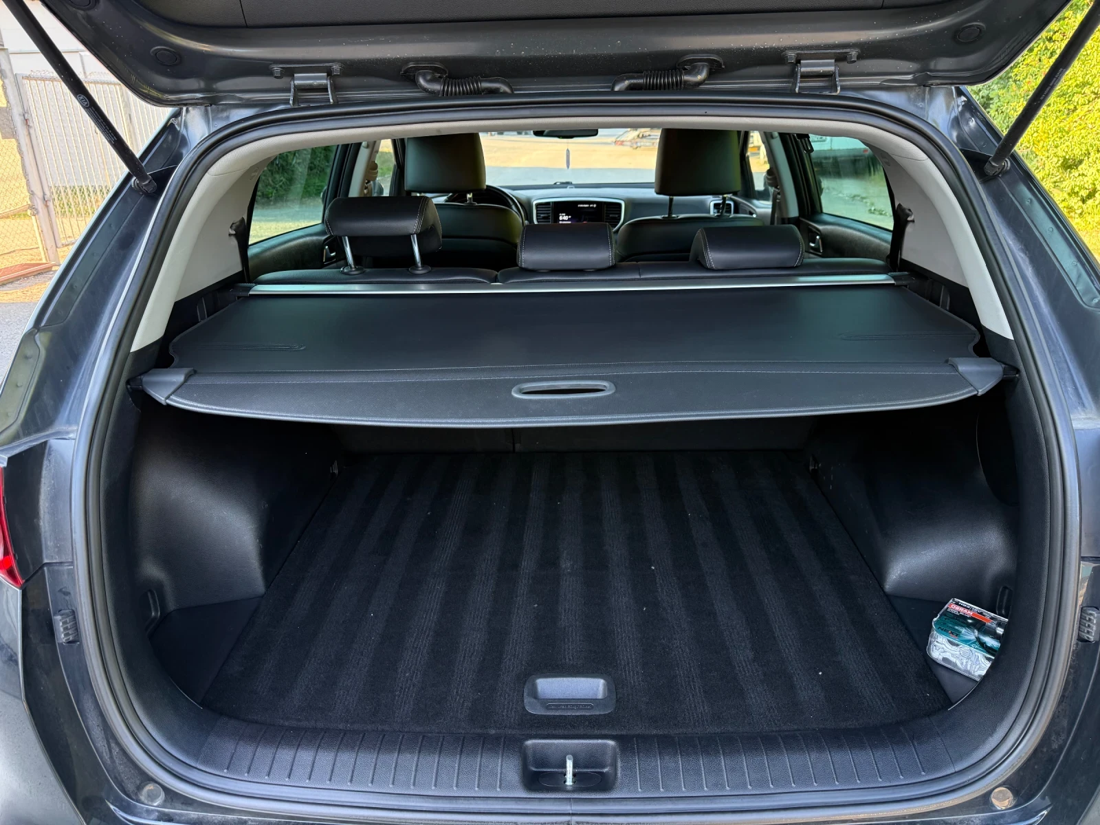 Kia Sportage 1.6CRDI AUTOMATIC 2021, снимка 11 - Автомобили и джипове - 55010118