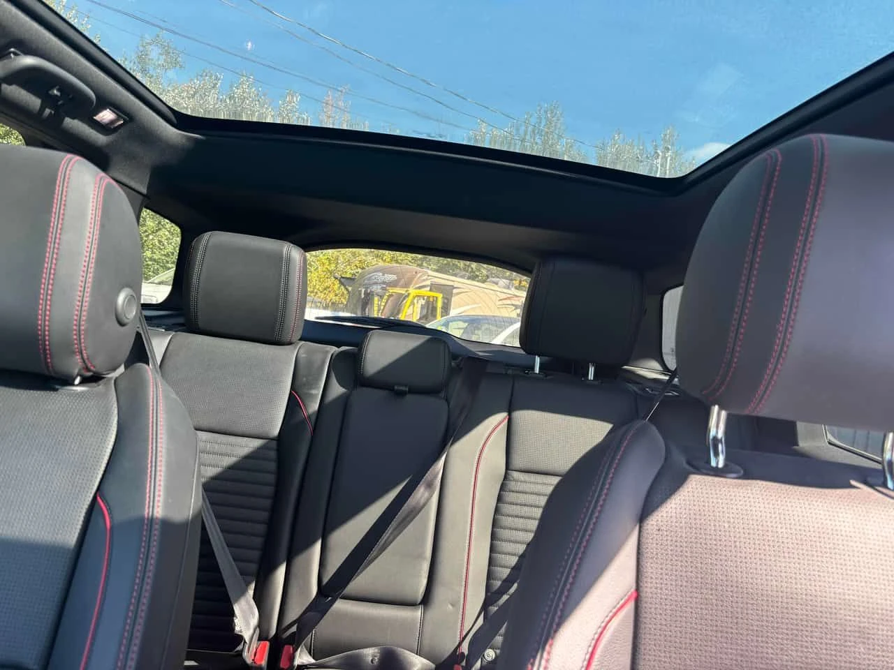 Land Rover Discovery Sport * R Dynamic S * АВТОКРЕДИТ* , снимка 12 - Автомобили и джипове - 55128823