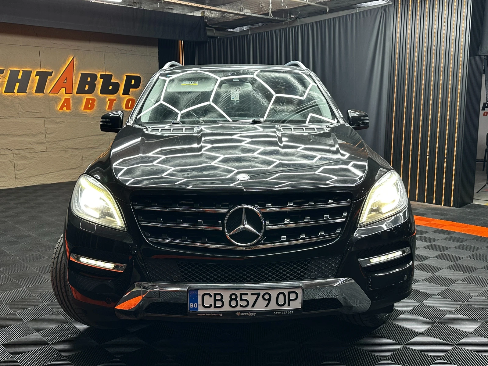 Mercedes-Benz ML 250 2.2d 204 к.с./4matic, снимка 3 - Автомобили и джипове - 56311695