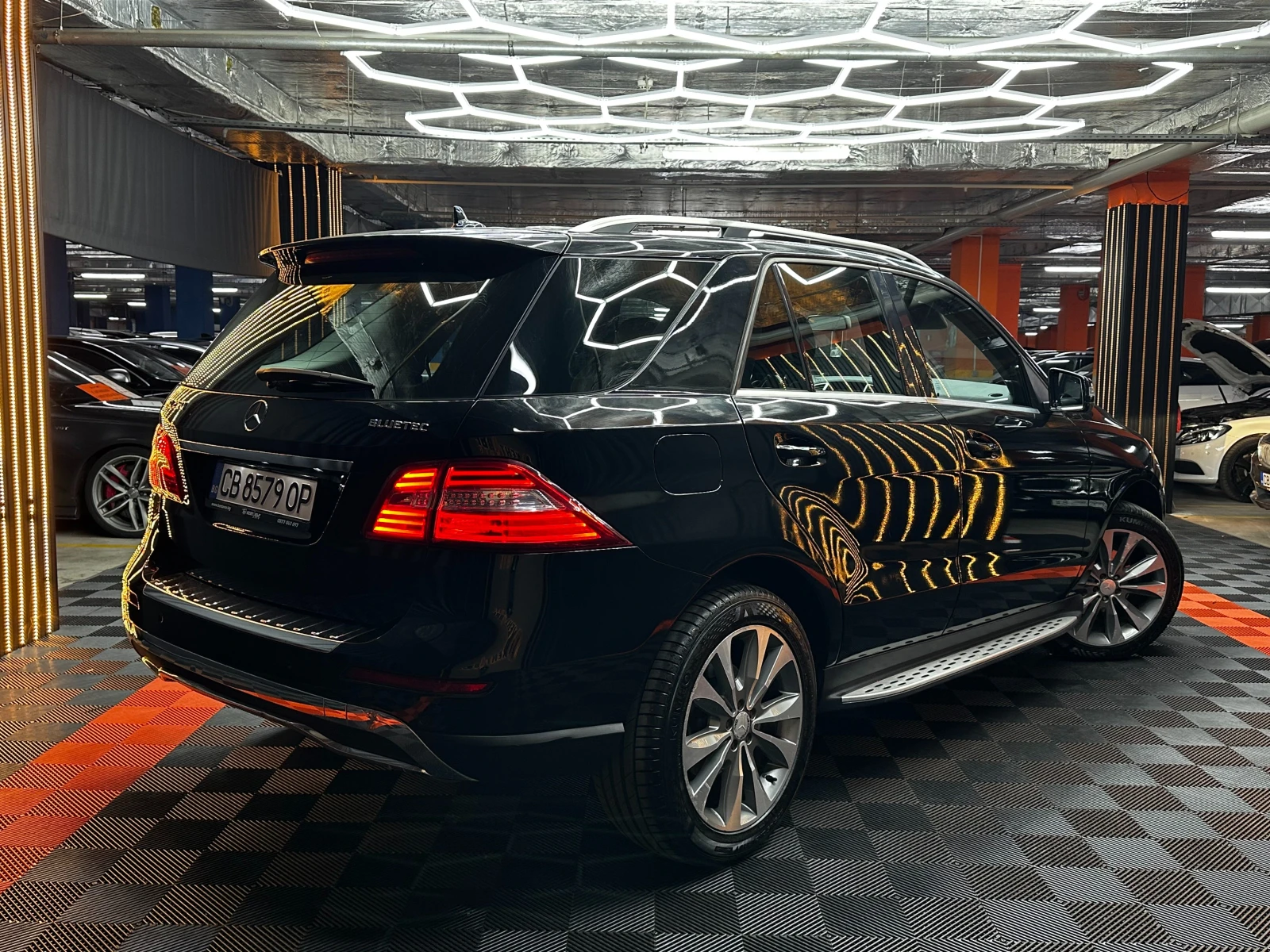 Mercedes-Benz ML 250 2.2d 204 к.с./4matic, снимка 5 - Автомобили и джипове - 56311695