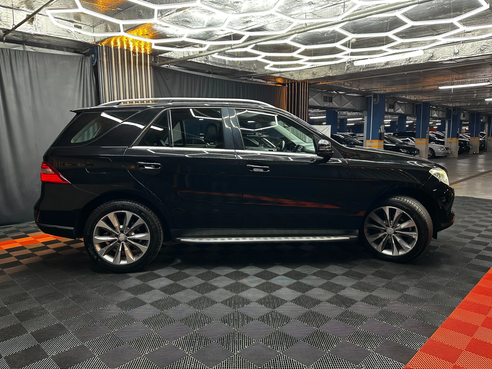 Mercedes-Benz ML 250 2.2d 204 к.с./4matic, снимка 4 - Автомобили и джипове - 56311695
